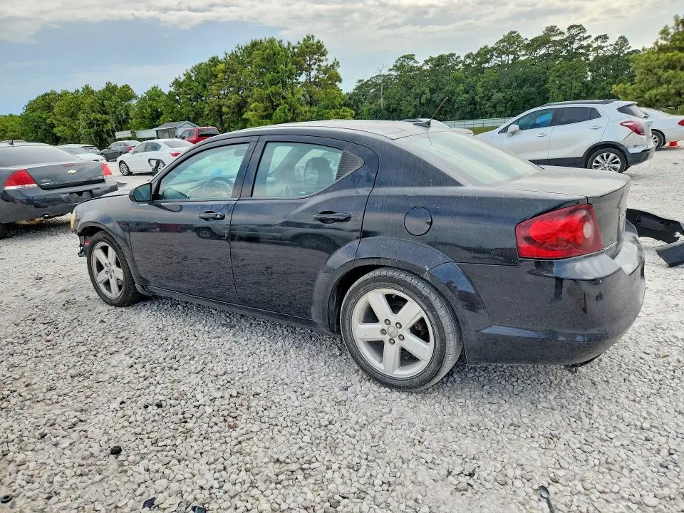 2013 DODGE AVENGER SE  