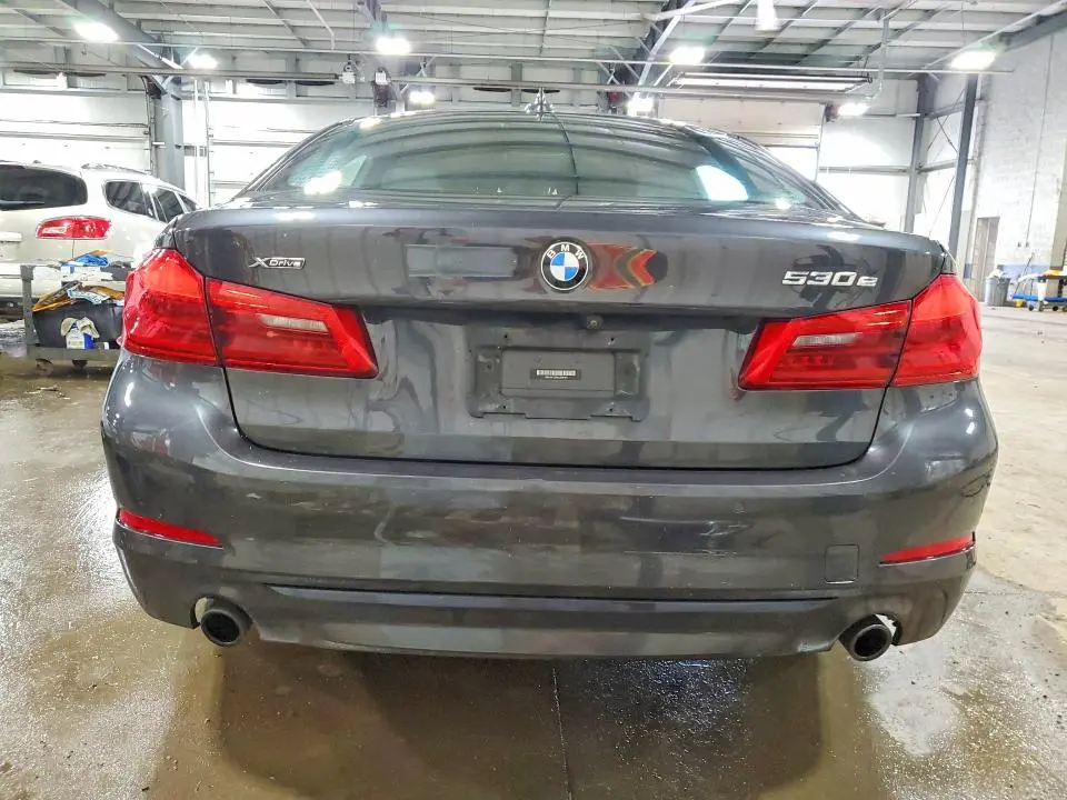2020 BMW 530XE   