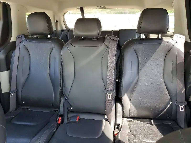 2023 KIA CARNIVAL LX  