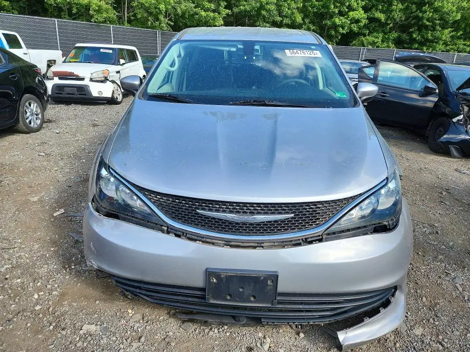 2017 CHRYSLER PACIFICA LX  