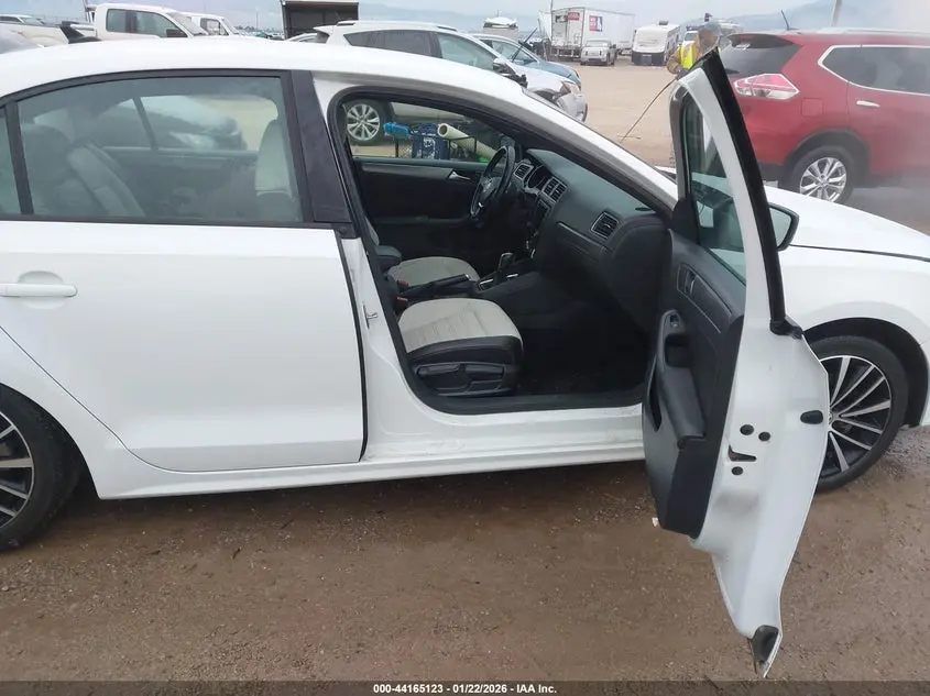 2016 VOLKSWAGEN JETTA 1.8T SPORT