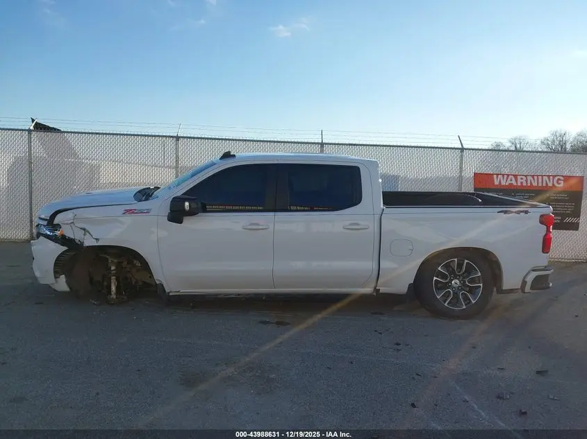 2024 CHEVROLET SILVERADO 1500 4WD  SHORT BED RST