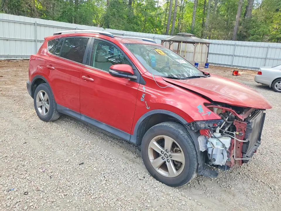 2015 TOYOTA RAV4 XLE  