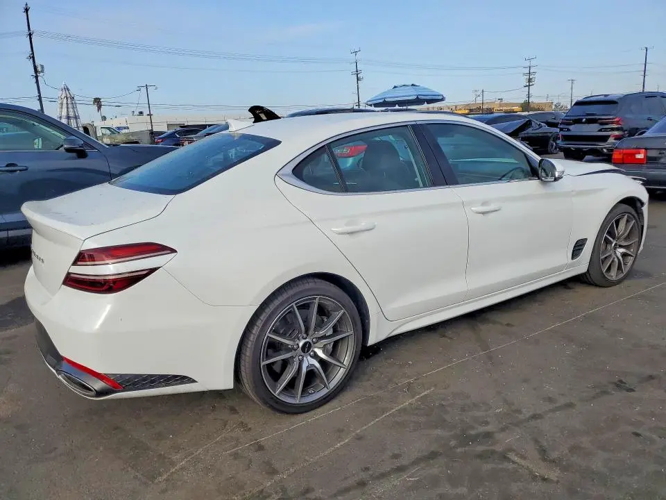 2026 GENESIS G70 2.5T STANDARD  