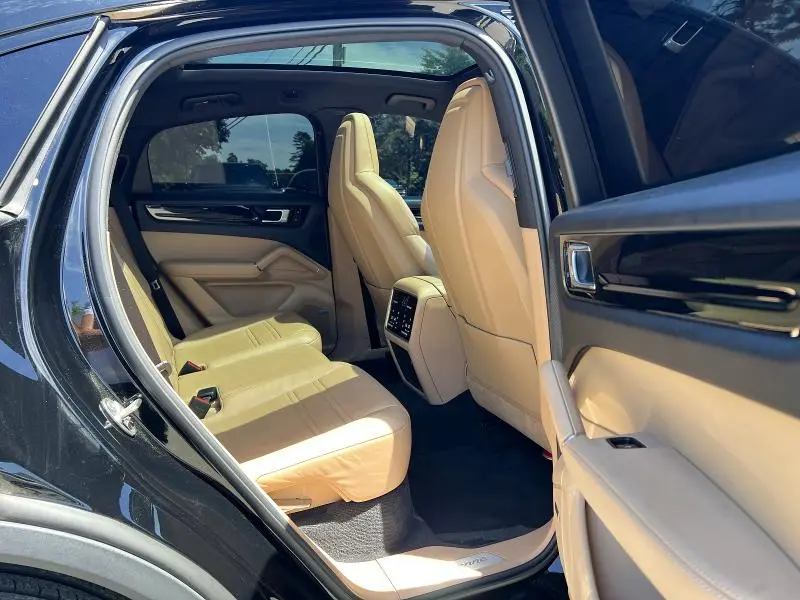 2020 PORSCHE CAYENNE COUPE  