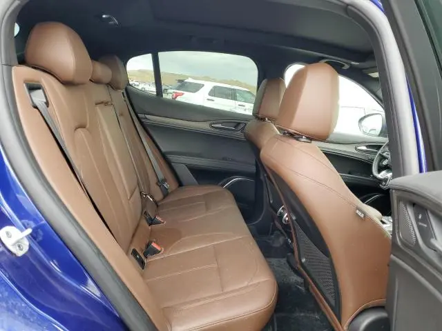 2022 ALFA ROMEO STELVIO TI  