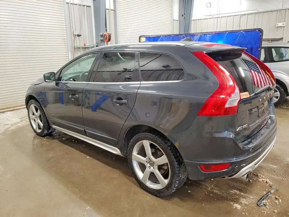 2011 VOLVO XC60 3.2  