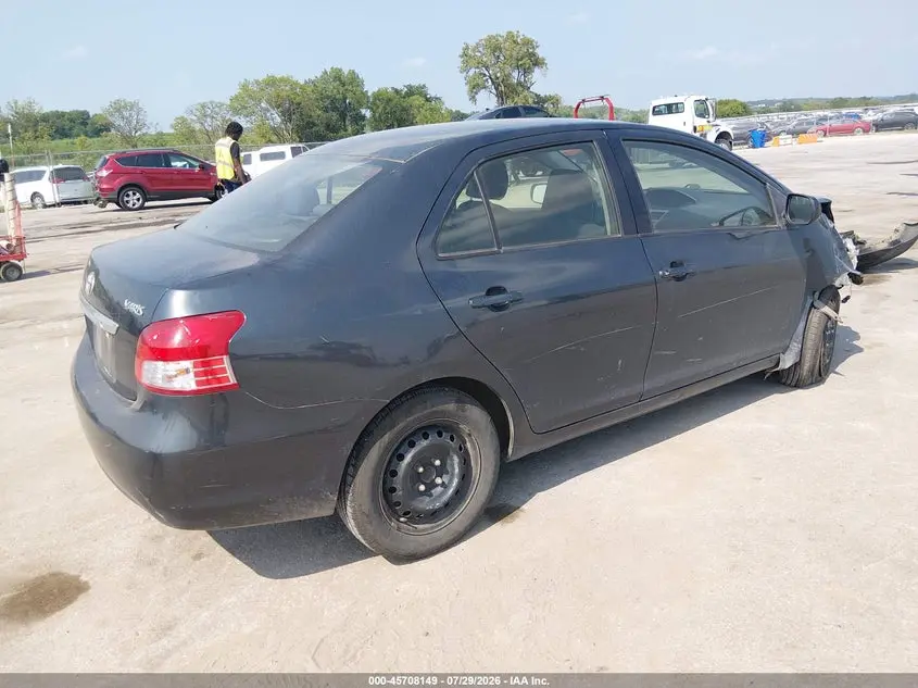 2012 TOYOTA YARIS  
