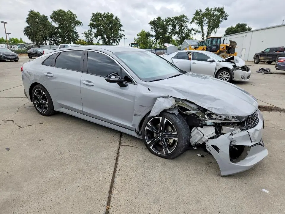 2022 KIA K5 GT LINE  