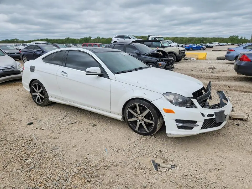 2015 MERCEDES-BENZ C 250  