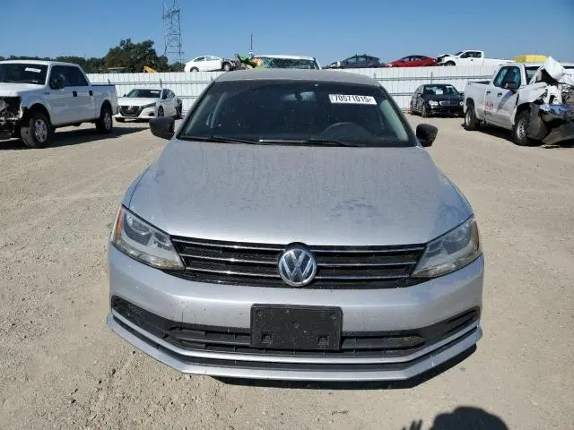 2016 VOLKSWAGEN JETTA SE  