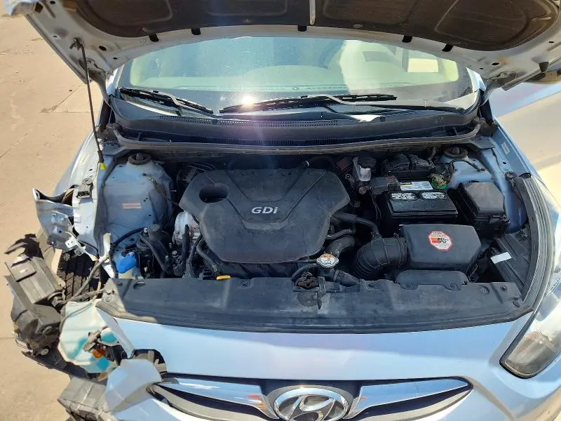 2012 HYUNDAI ACCENT GLS  