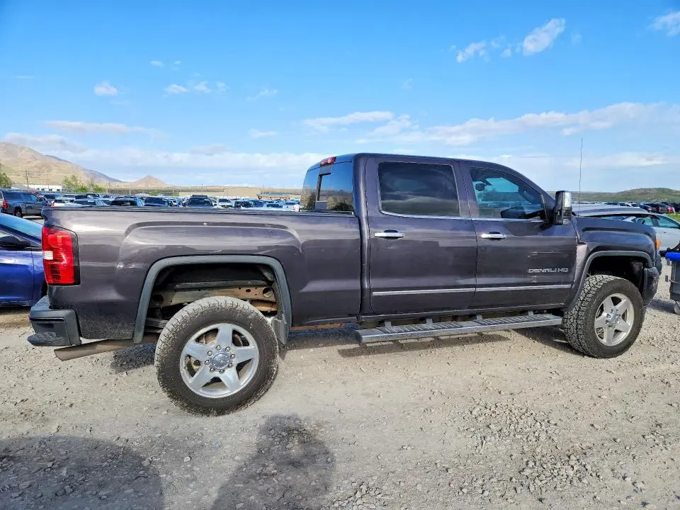 2015 GMC SIERRA K2500 DENALI  