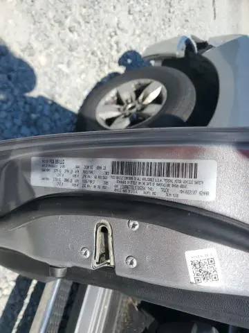 2020 RAM 1500 CLASSIC SLT