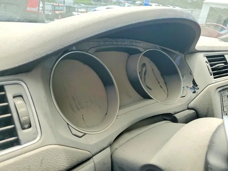 2016 VOLKSWAGEN JETTA SEL  