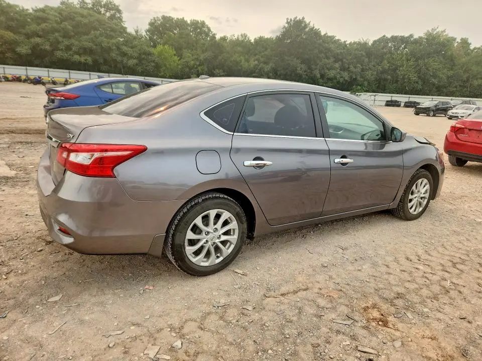 2018 NISSAN SENTRA SV  