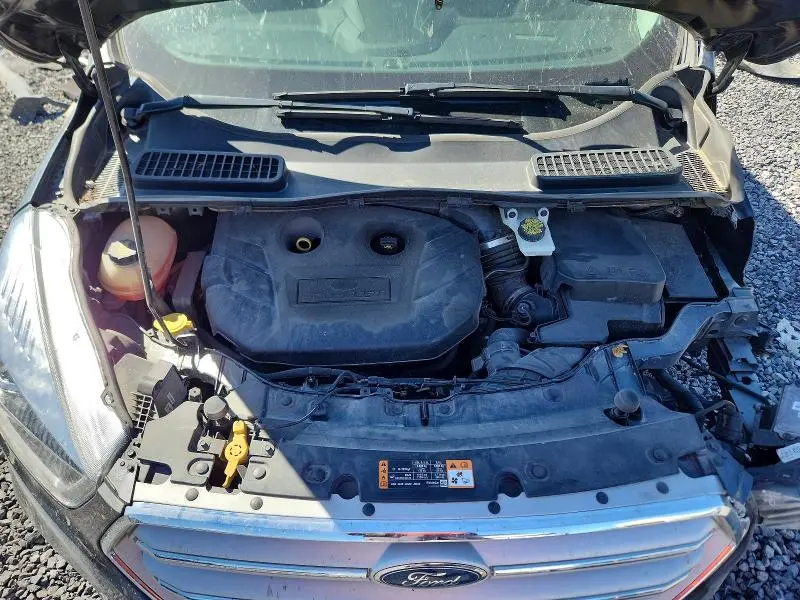 2019 FORD ESCAPE TITANIUM  