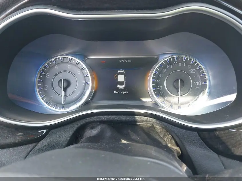 2016 CHRYSLER 200 C