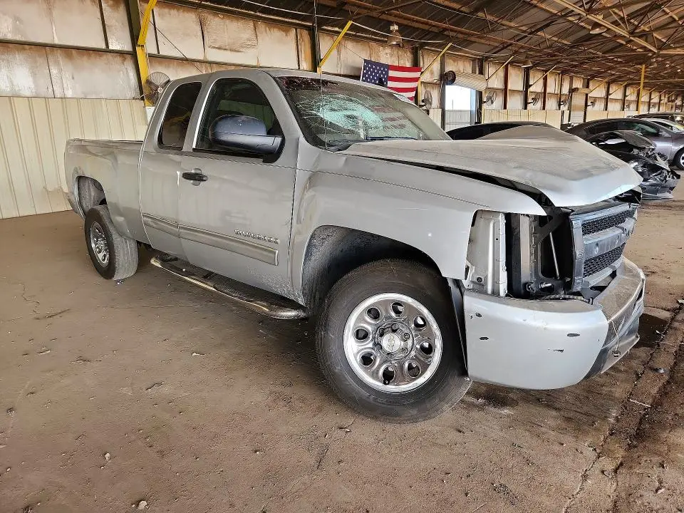 2011 CHEVROLET SILVERADO C1500 LS  