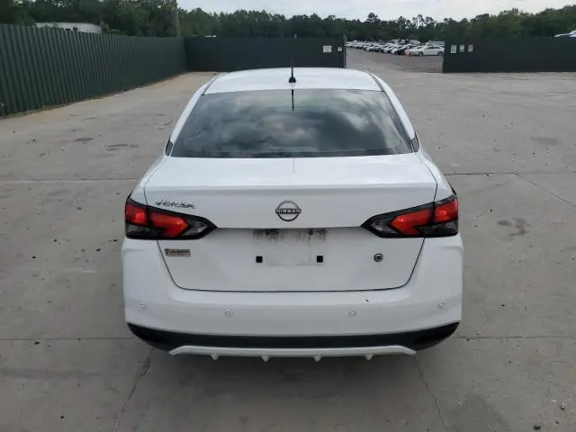 2024 NISSAN VERSA S  