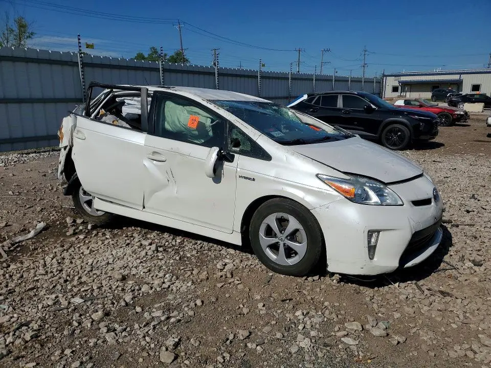 2013 TOYOTA PRIUS THREE  