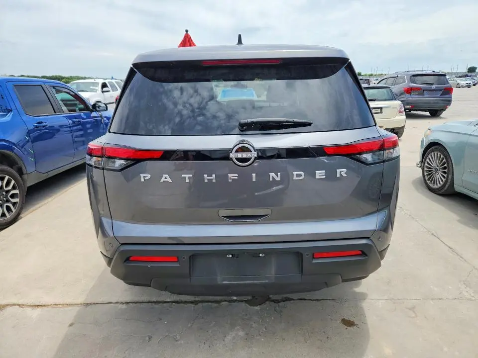 2025 NISSAN PATHFINDER S  