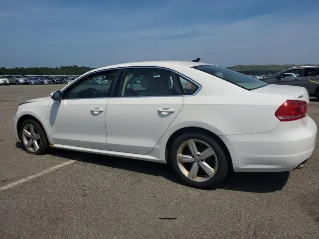 2012 VOLKSWAGEN PASSAT SE  