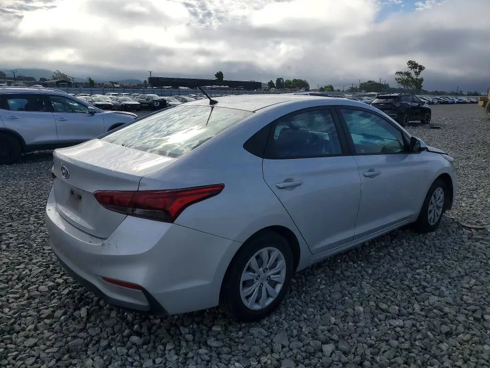 2021 HYUNDAI ACCENT SE  