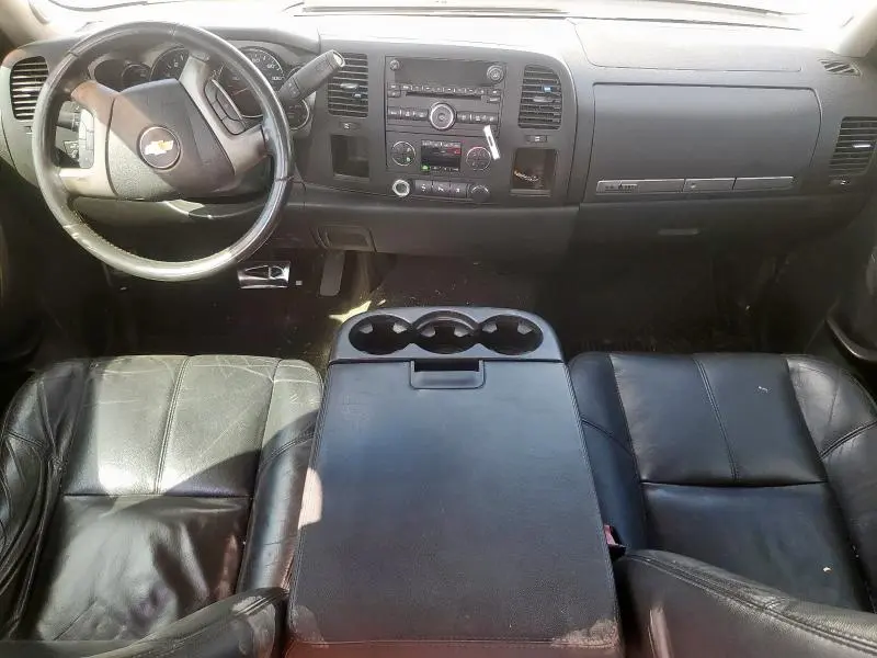 2011 CHEVROLET SILVERADO C1500 LT  