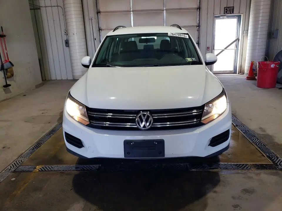 2017 VOLKSWAGEN TIGUAN S  