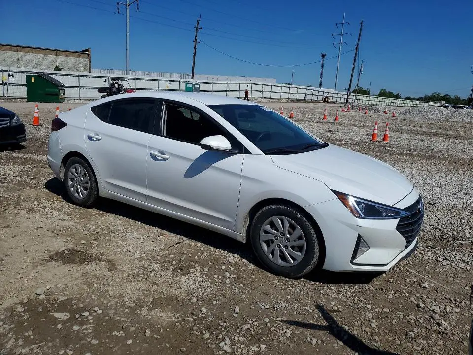 2019 HYUNDAI ELANTRA SE  