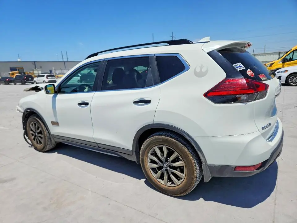 2017 NISSAN ROGUE SV  