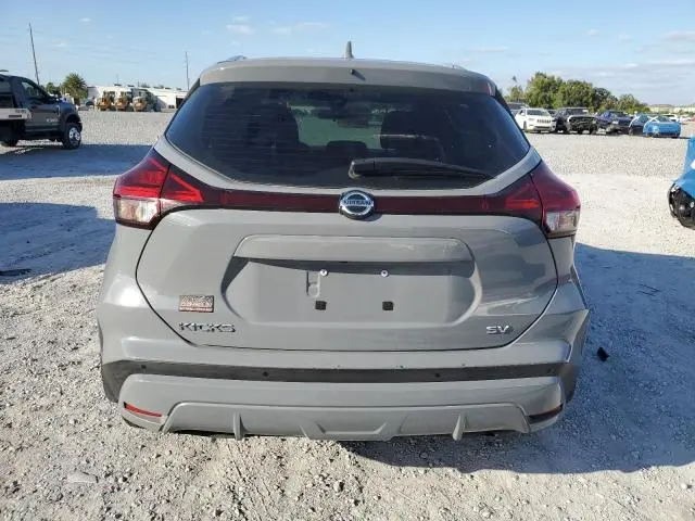 2021 NISSAN KICKS SV  