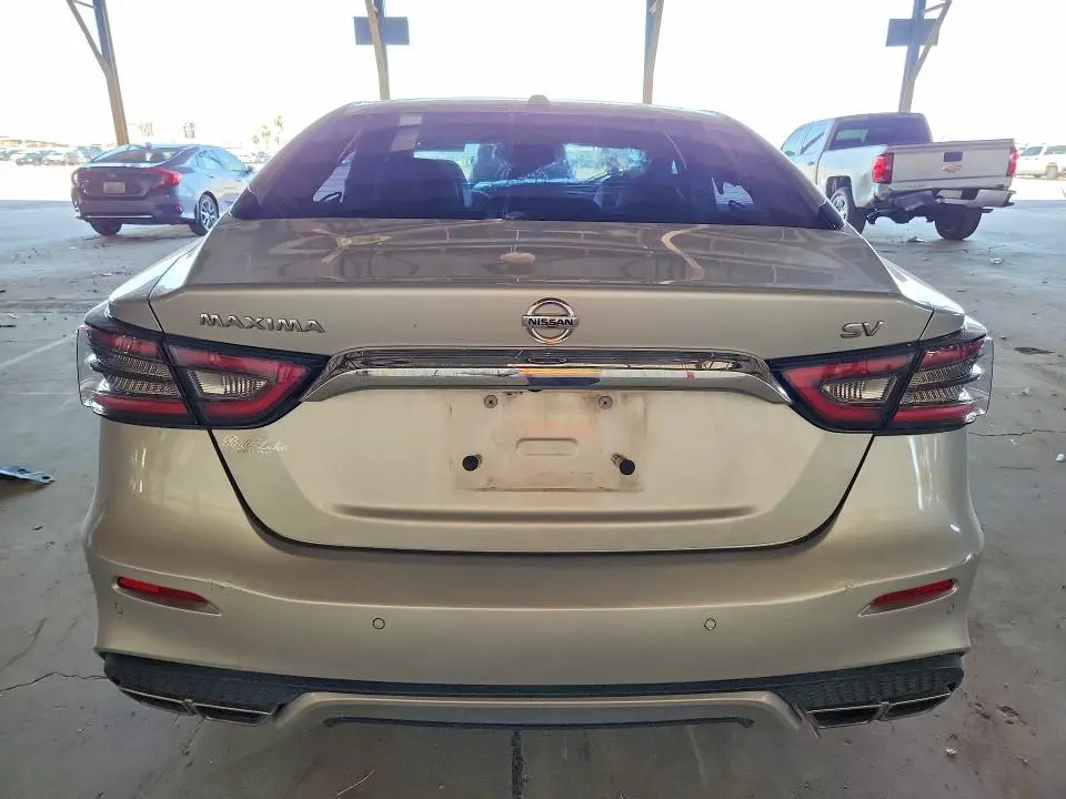 2022 NISSAN MAXIMA SV  