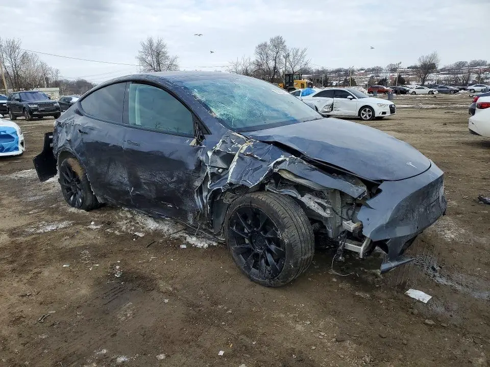 2022 TESLA MODEL Y   