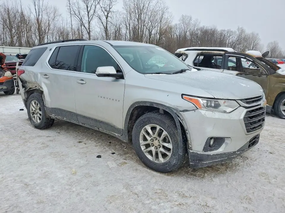 2020 CHEVROLET TRAVERSE LT  