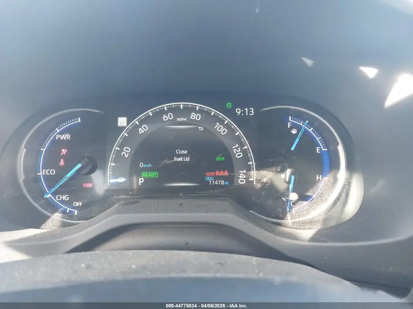 2025 TOYOTA RAV4 HYBRID LE