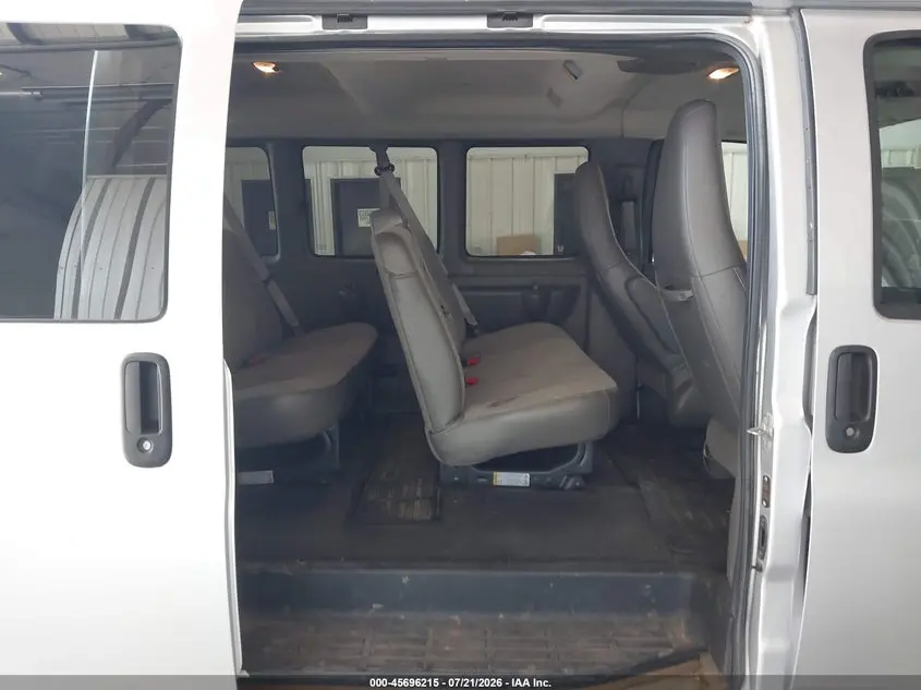 2016 CHEVROLET EXPRESS 3500 LT