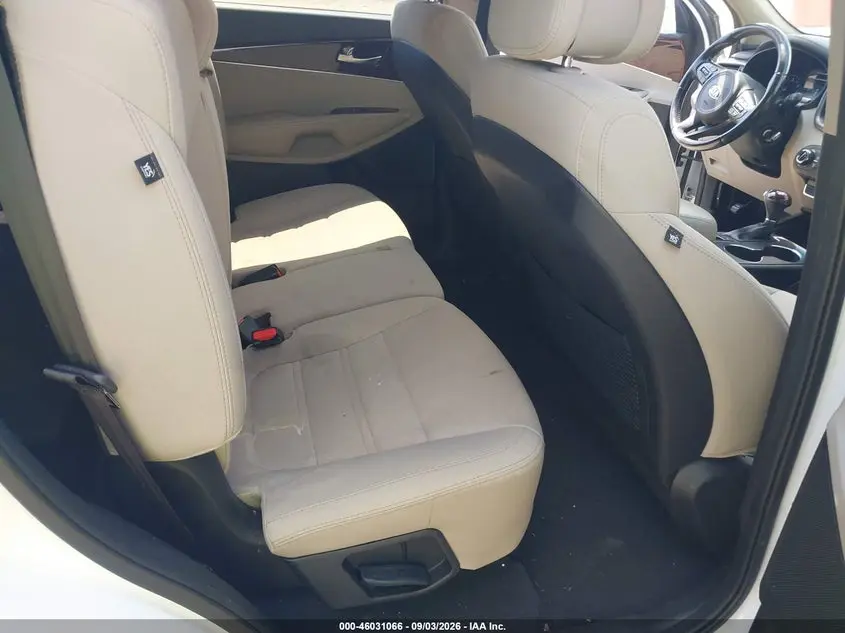 2016 KIA SORENTO 2.4L LX