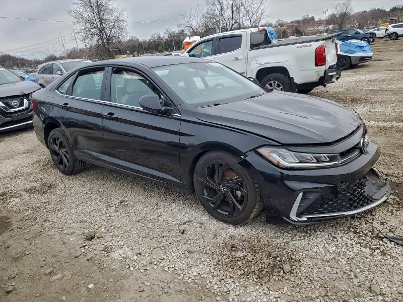 2025 VOLKSWAGEN JETTA SE  