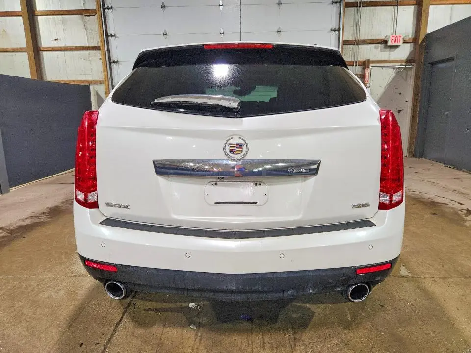 2016 CADILLAC SRX PERFORMANCE COLLECTION  