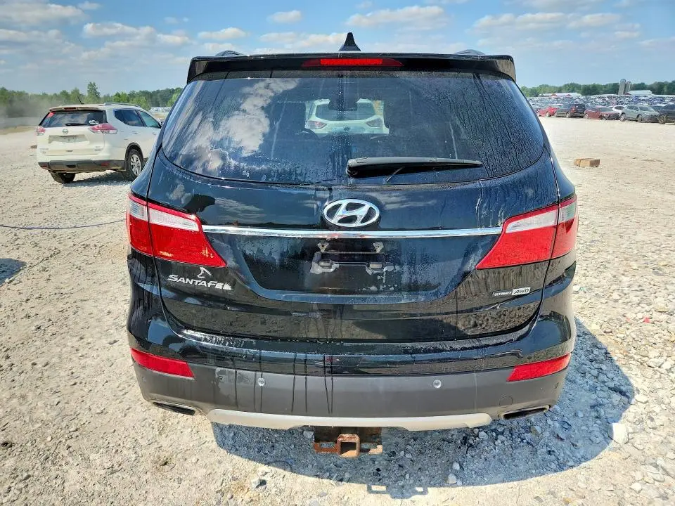 2016 HYUNDAI SANTA FE SE  