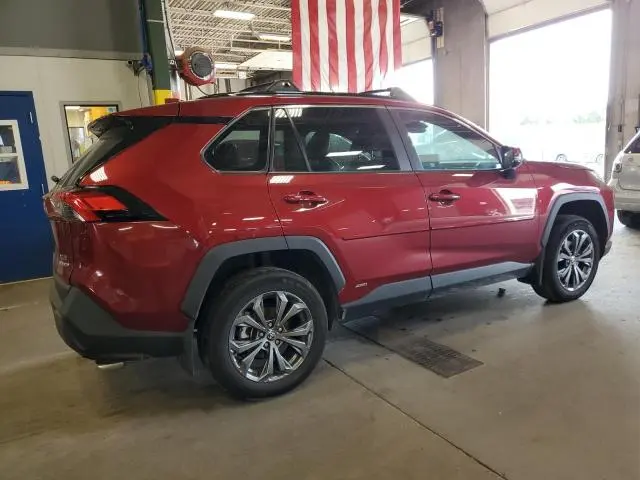2024 TOYOTA RAV4 XLE PREMIUM  