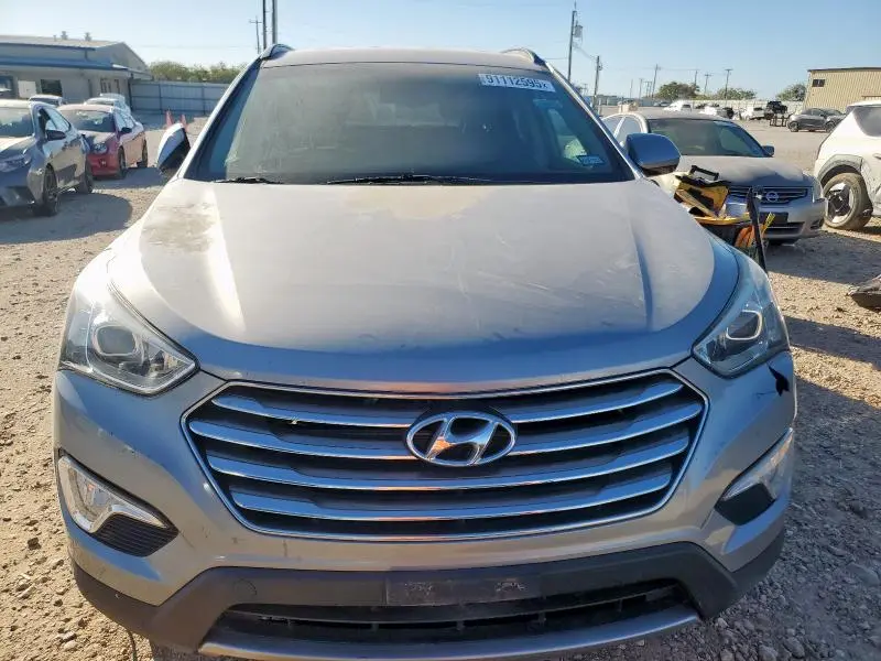 2016 HYUNDAI SANTA FE SE  