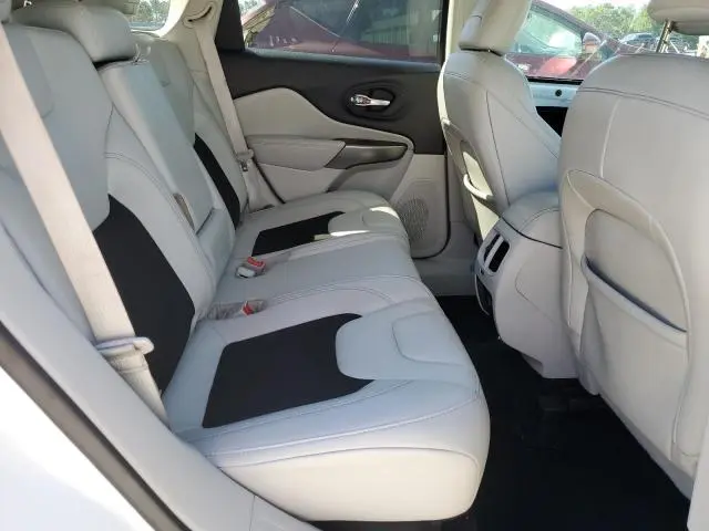 2021 JEEP CHEROKEE LATITUDE PLUS  