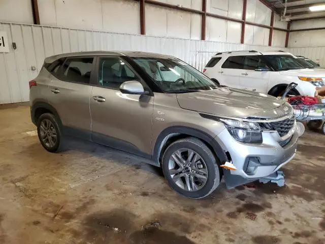 2022 KIA SELTOS LX  