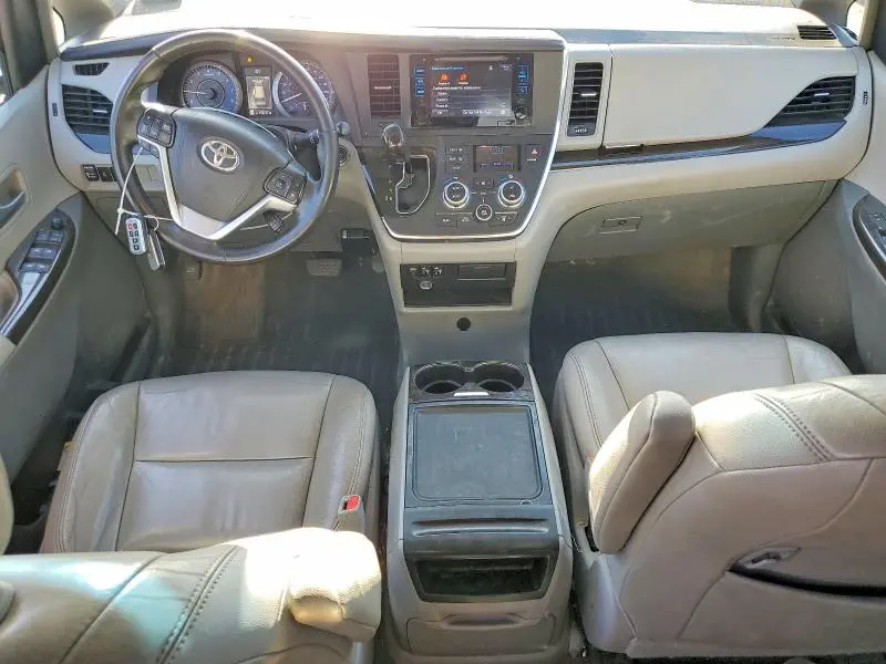 2015 TOYOTA SIENNA XLE 7-PASSENGER  