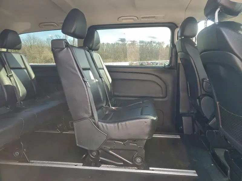 2018 MERCEDES-BENZ METRIS   