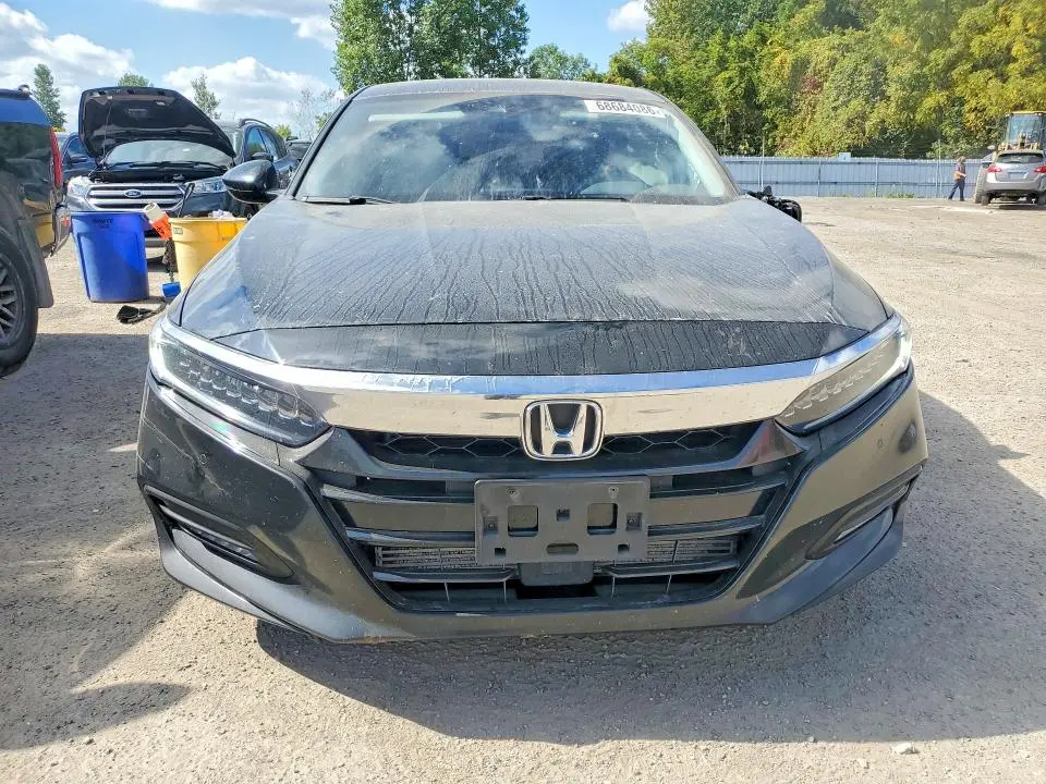 2018 HONDA ACCORD TOURING  