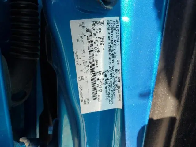2017 FORD FOCUS SE  